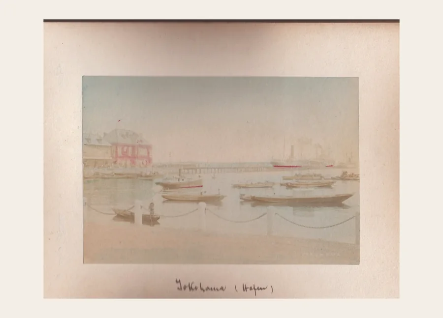 Yokohama harbour - treaty-port Japan, Swiss consul, trade and international movement in the Meiji period. - Yokohama harbour and treaty-port Japan - Paul Ritter archive.